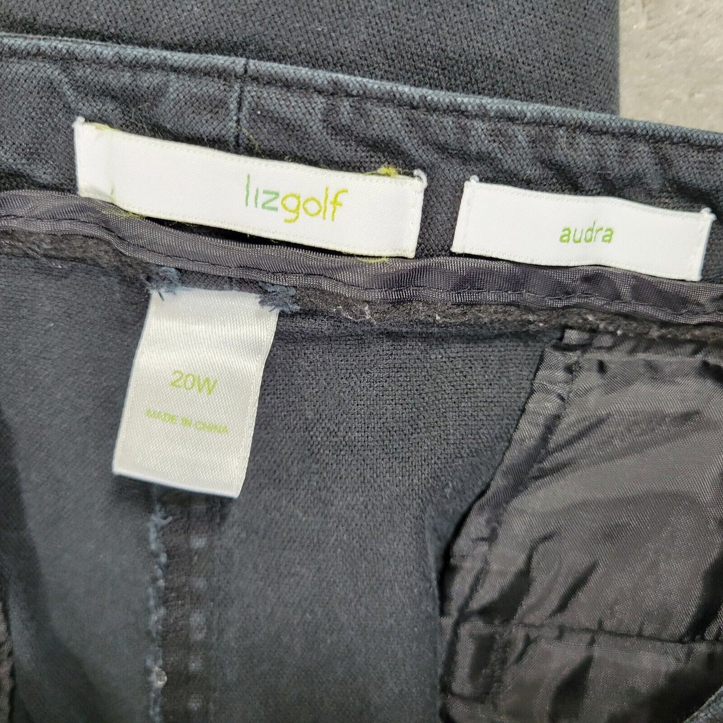 Liz Golf Claiborne Womens Pants 20W Audra Capri Black Zip Fly Cotton Blend Comfy