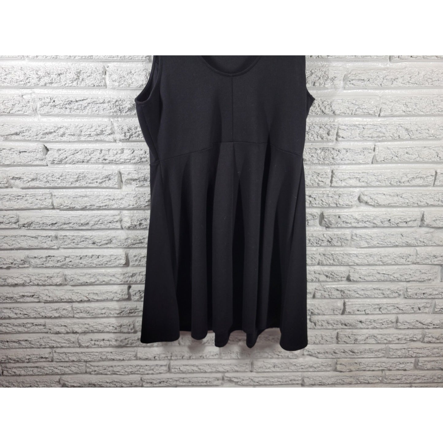 Forever 21 Womens Dress 2X Plus Tank Mini Fit Flare Black Pullover Poly Blend