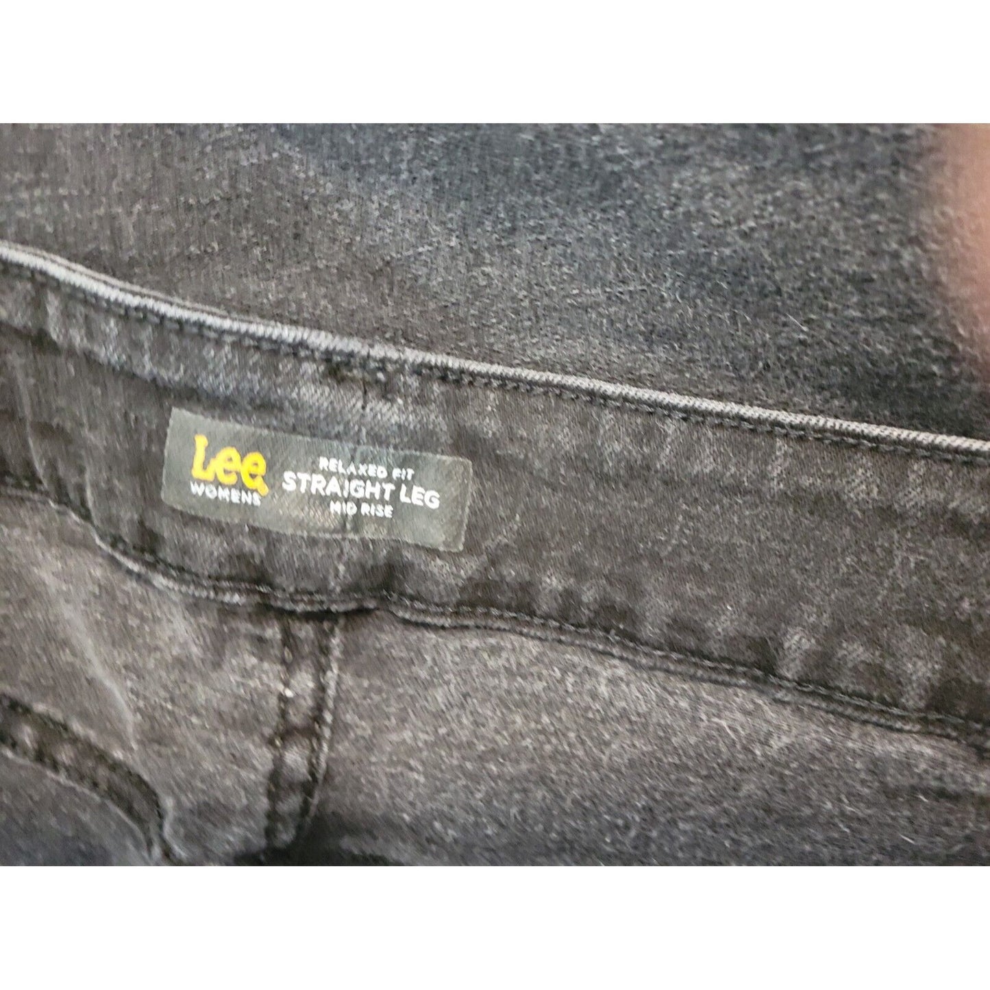 Lee Womens Jeans 26W Plus M Relaxed Fit Straight Leg Crop Black Denim Zip Fly