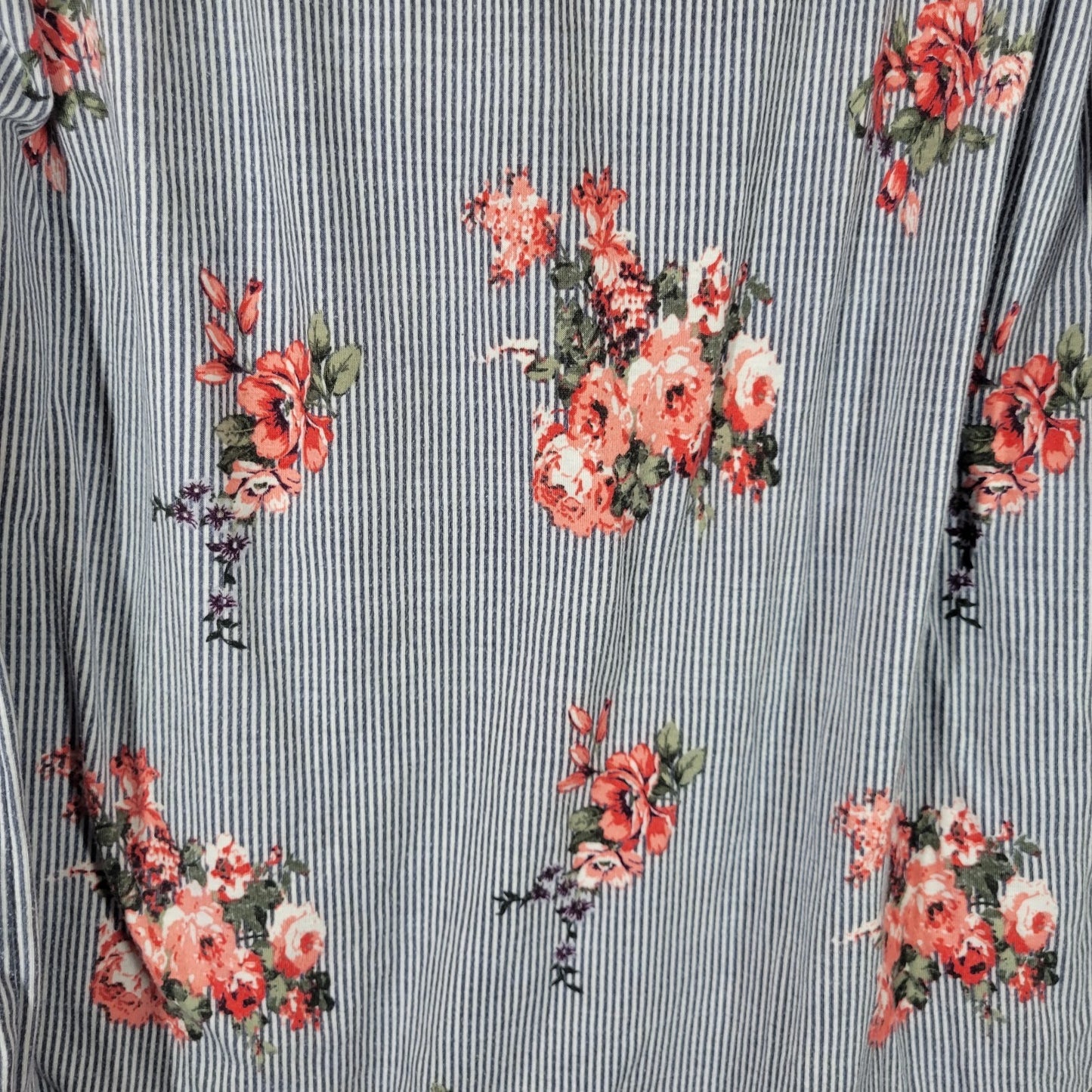 Signature Studio Women's Plus Size 2X Blue Pink Floral Cold Shoulder V-Neck Top