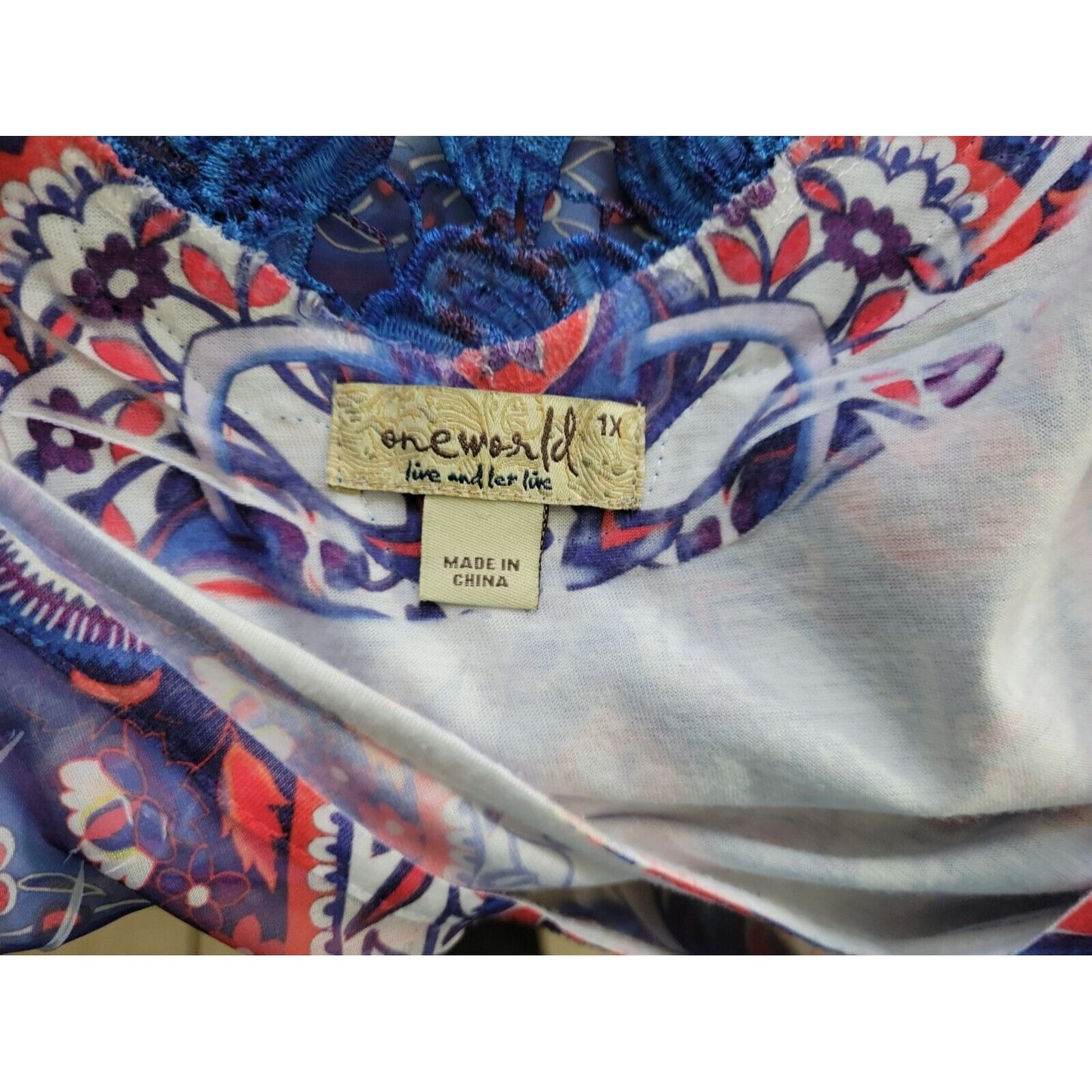 Live Let Live Womens Top 1X Sleeveless Asymmetric Blue Floral Polyester Crochet