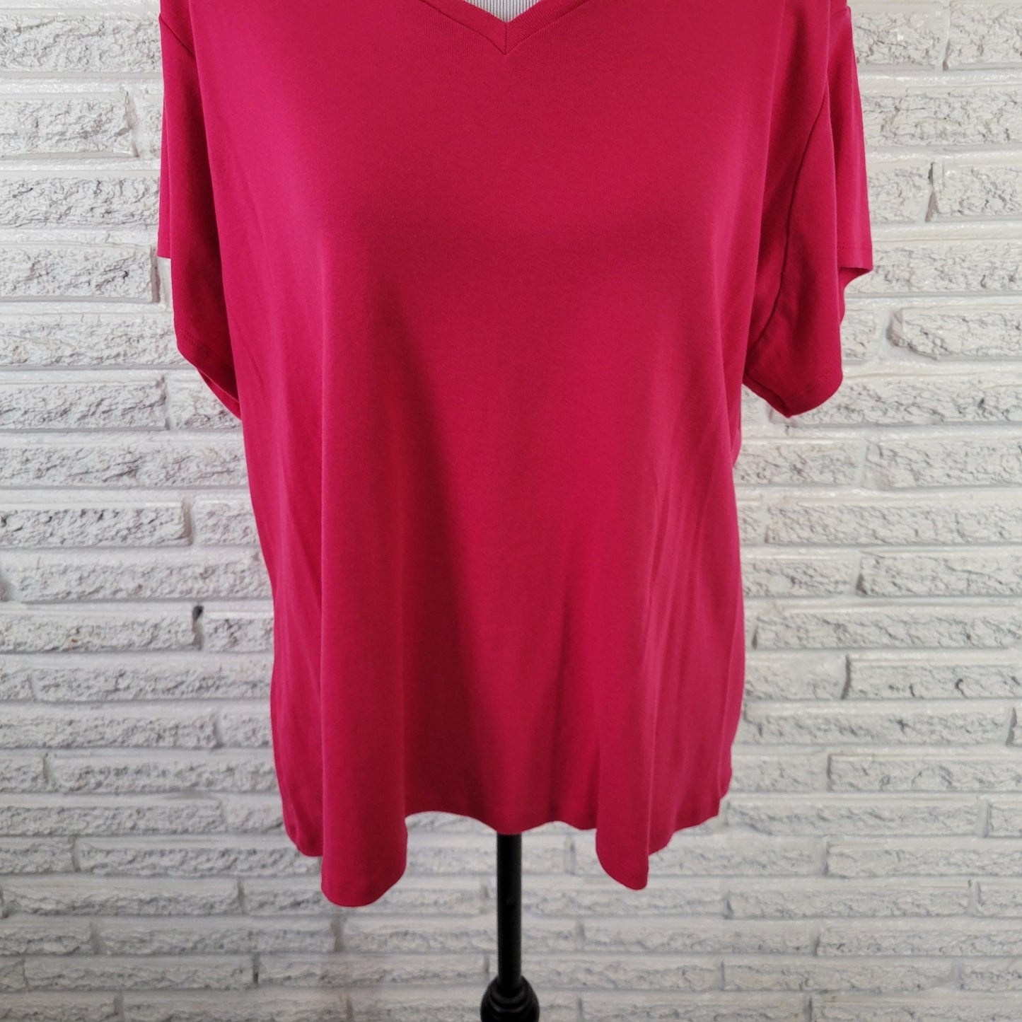 Liz Claiborne Womens Top 2X Plus Tee Short Sleeve Pink Cotton Comfy Casual VNeck