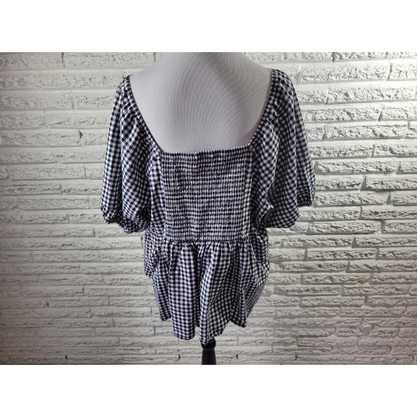 Terra Sky Womens Top 2X Plus Puff Sleeve Black Gingham Check Smocked Back Casual