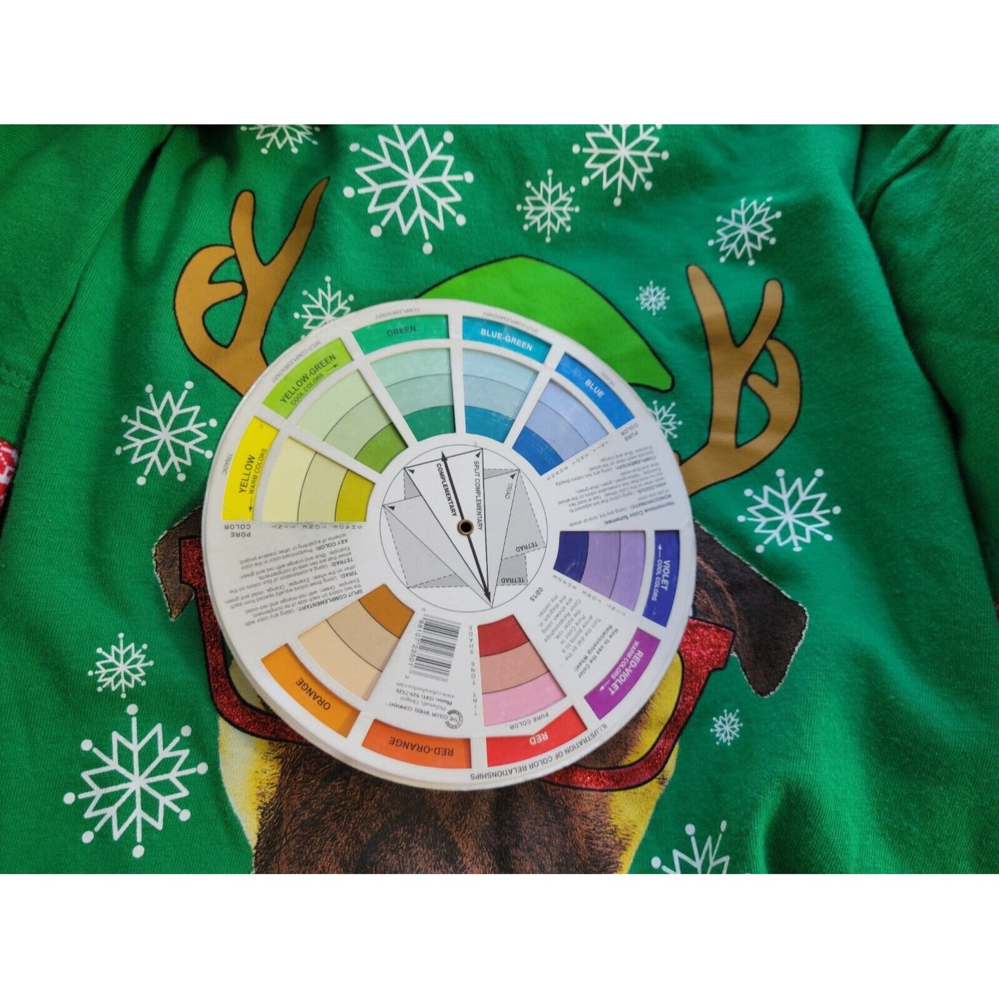 Christmas Womens Shirt Extra Large XL Tee Long Sleeve Bulldog Elfie Selfie Green