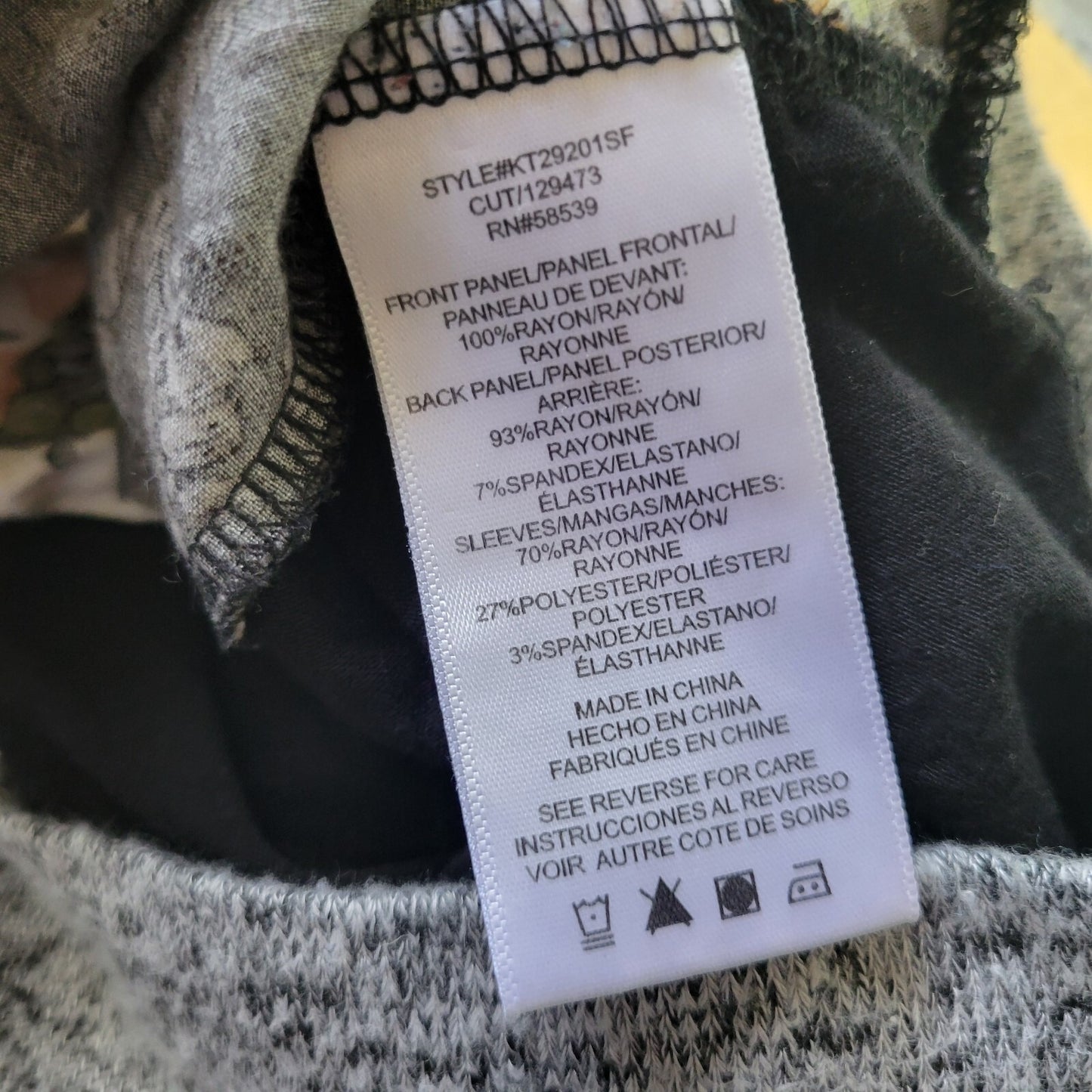 Kut from Kloth XXL Plus Top Knit Raglan Sleeve Black Gray Floral Rayon Blend