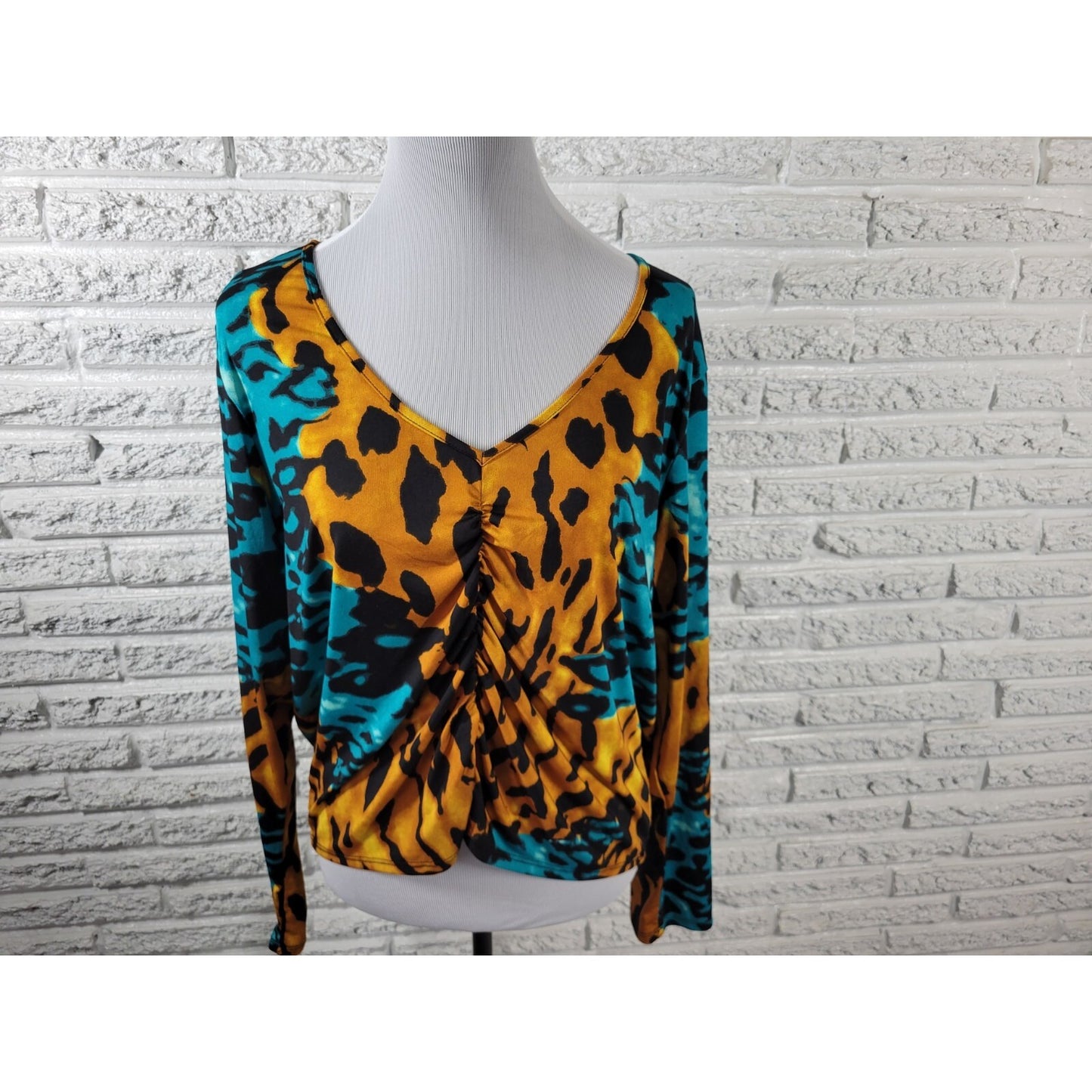 Ashley Stewart Womens Top 18 20 Plus Crop Long Sleeve Blue Animal Print Ruched