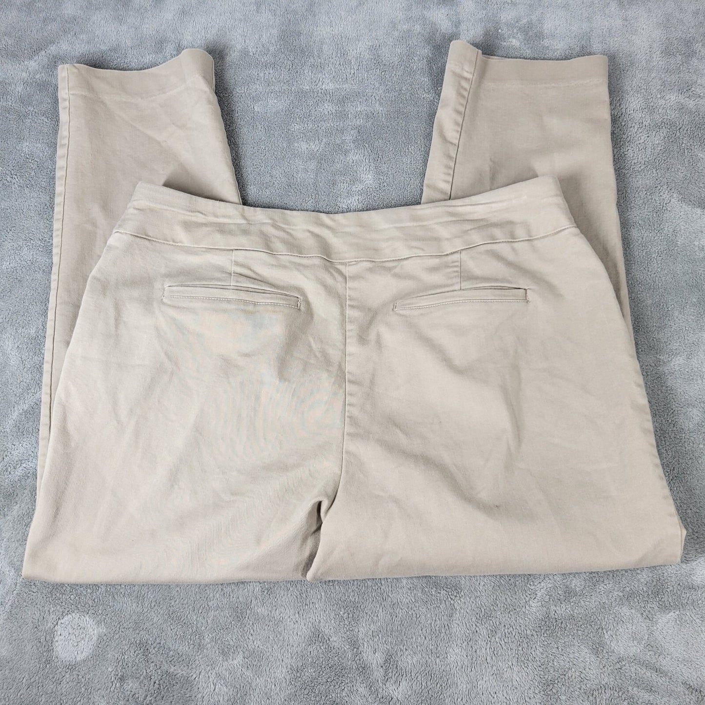Croft Barrow Womens Pants 18W Reg Capri Efflorless Stretch Pull On Beige Comfy