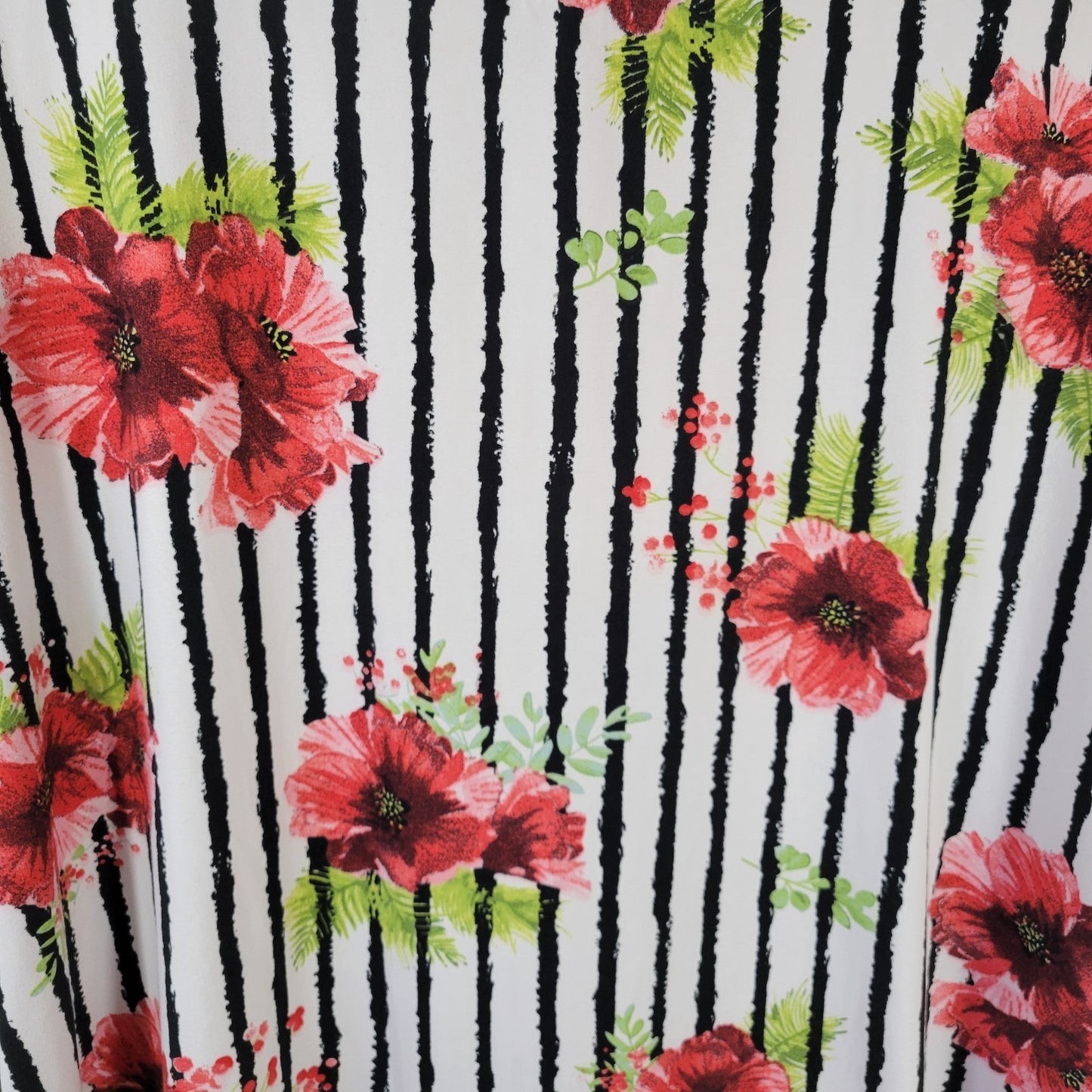 Bae City 3X Plus Red Stripe Floral T-Shirt Zip Shoulder V-Neck Jersey Stretch