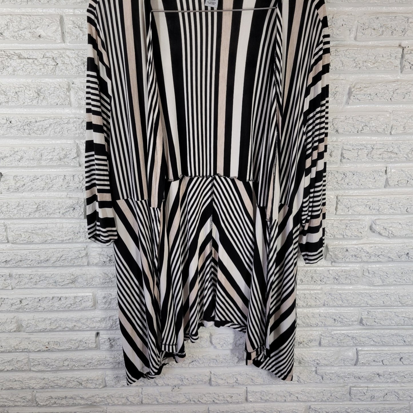 Catherines Cardigan 2X Plus Open Black White Striped Knit 3/4 Sleeve Rayon Top