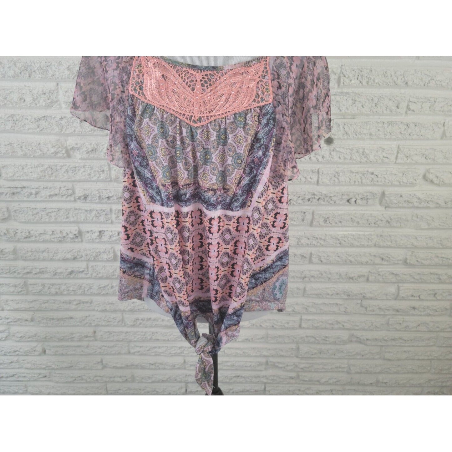 Energe World Wear Womens Top 1X Plus Sheer Flutter Sleeve Studded Crochet Pink