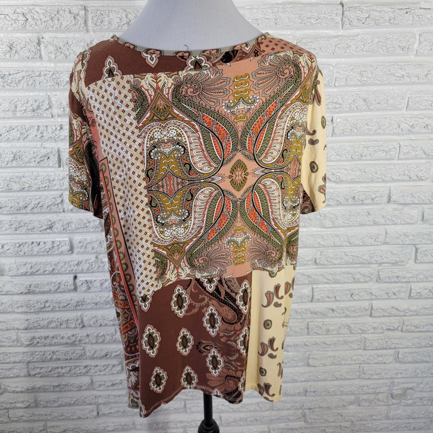 Jules Leopold Womens Top 1X Plus Short Sleeve Brown Paisley Poly Blend Casual