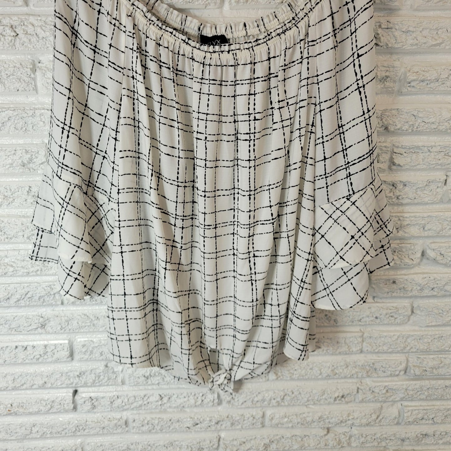Alyx Women's Plus Size Black White Geometric Off Shoulder 3/4 Bell Sleeve Blouse