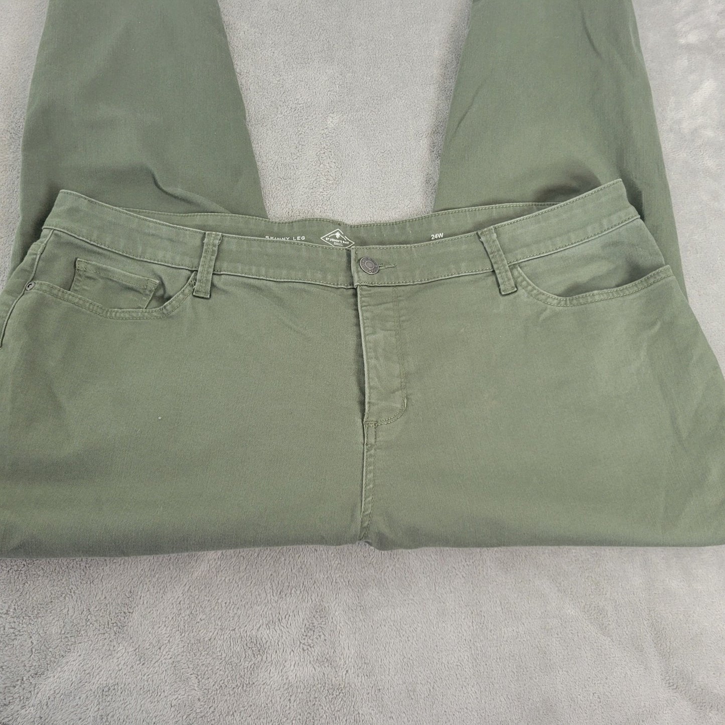 St Johns Bay Womens Jeans 24W Plus Cropped Skinny Leg Green Denim Zip Fly Comfy