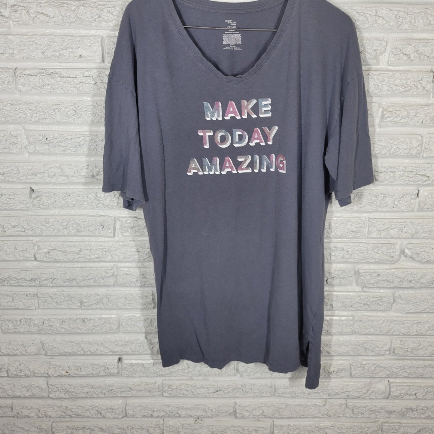 Secret Treasures Womens Pajama Top L XL Make Today Amazing Gray Glitter Lounge