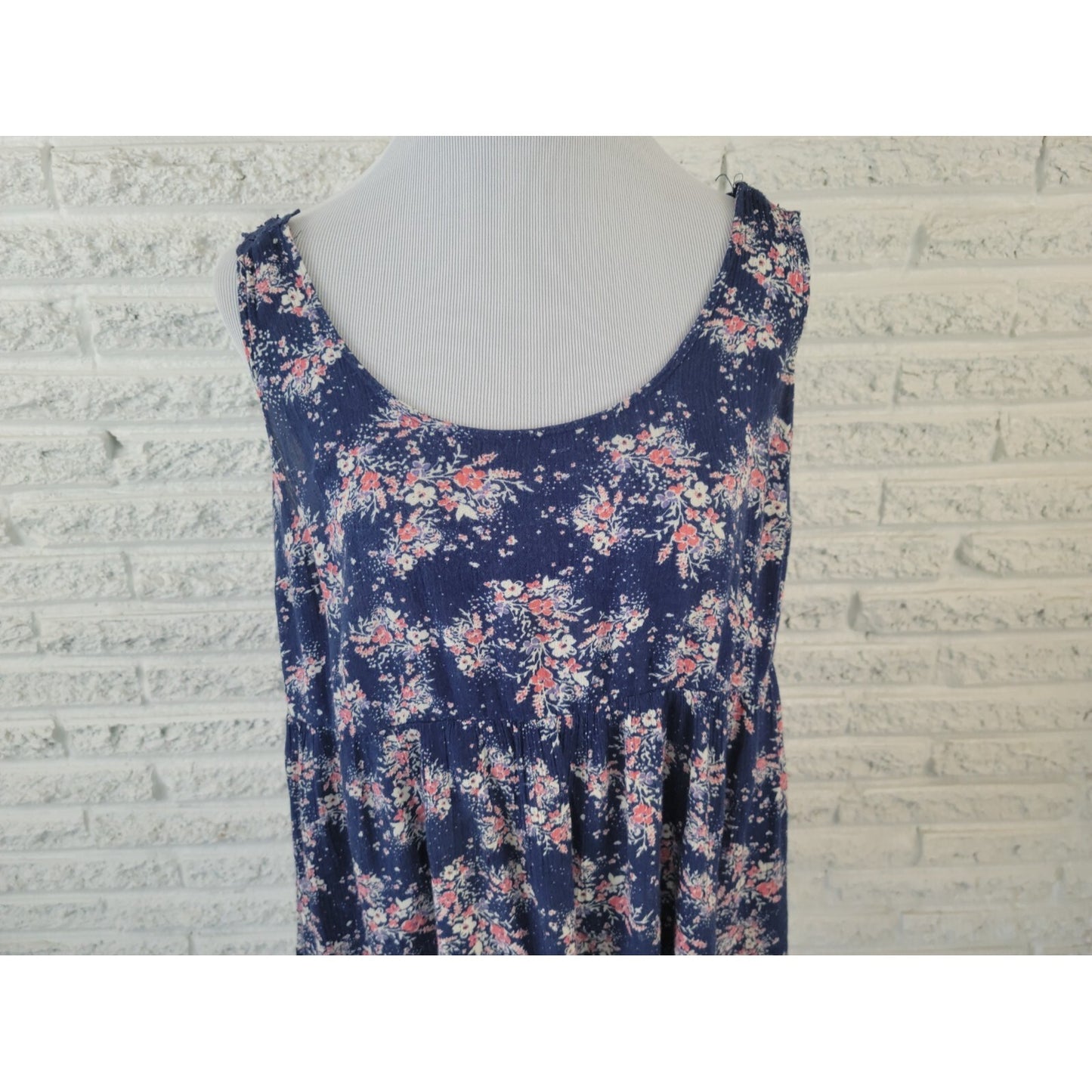 Torrid Womens Top 0 0X Plus Tank Keyhole Back Crochet Casual Blue Floral Rayon