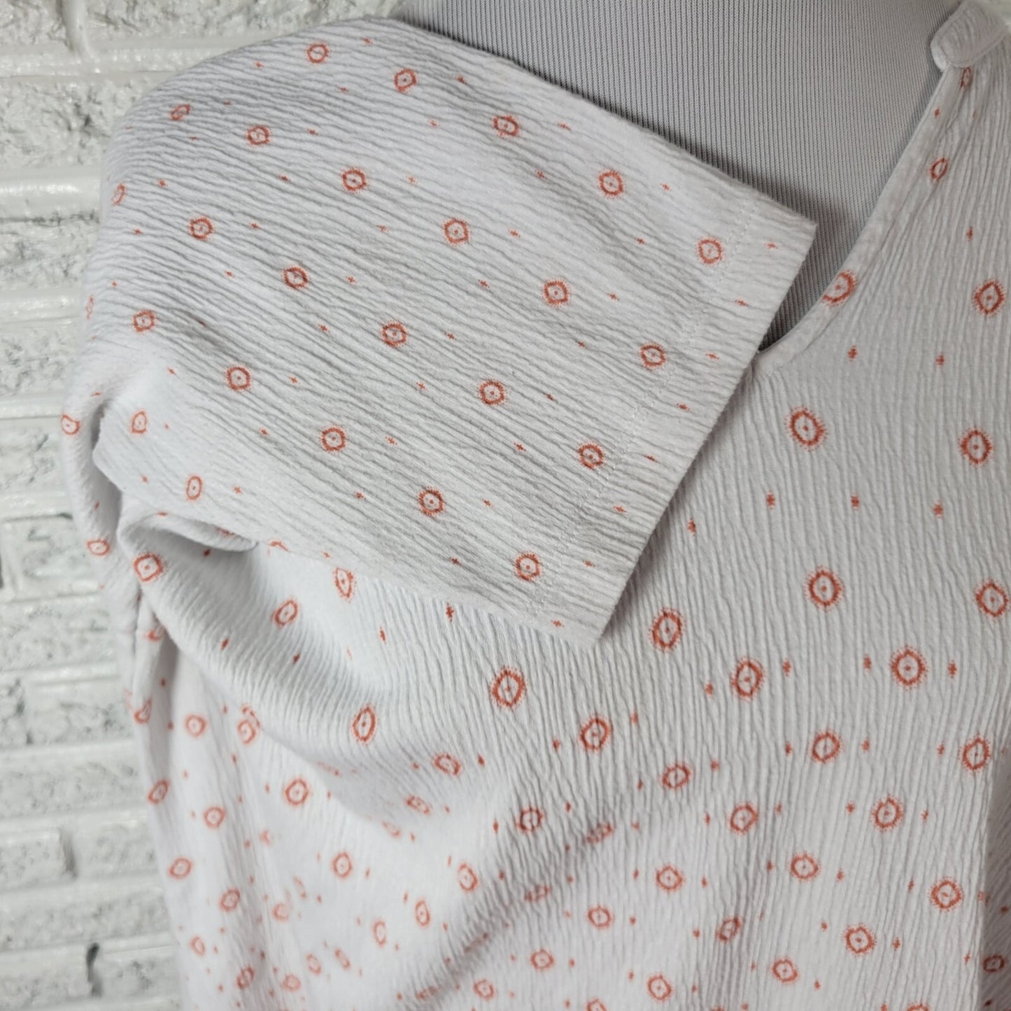 Blue Mountain Women's Plus Size 2X Top Orange Geometric V-Neck 3/4 Sleeve