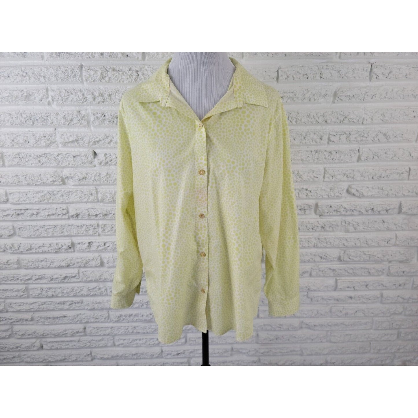 Chicos Womens Shirt 3 Standard Extra Large XL Button Up Collar Lime Green Casual