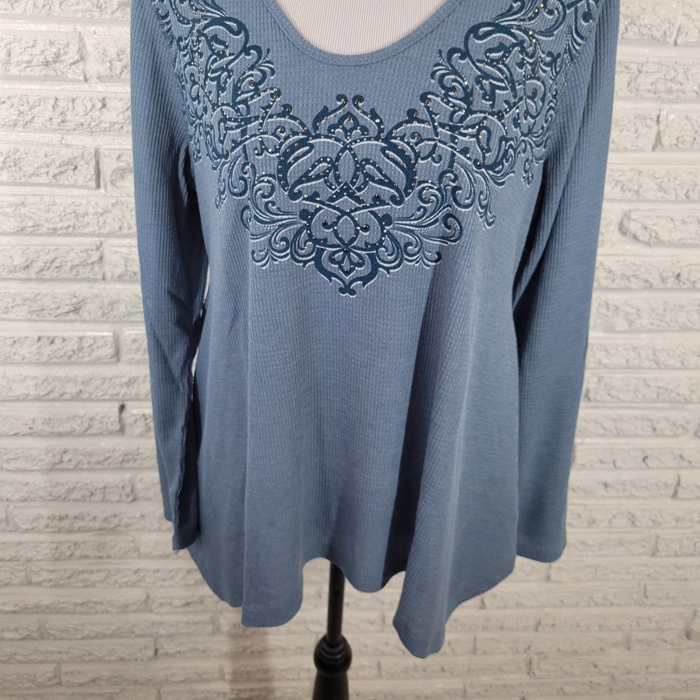 Live Let Live Womens Top XL Waffle Knit Blue Asymmetric Studded Comfy Casual