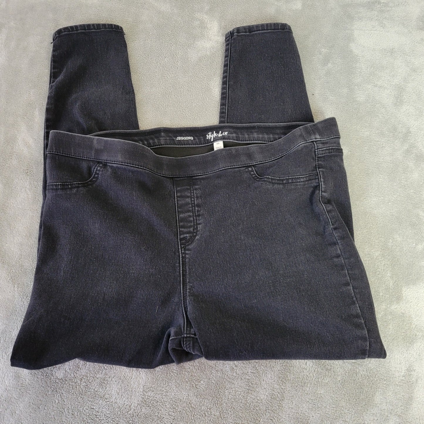 Style & Co 2XL Plus Size Black Jeans Jeggings Cropped Elastic Waist Stretch