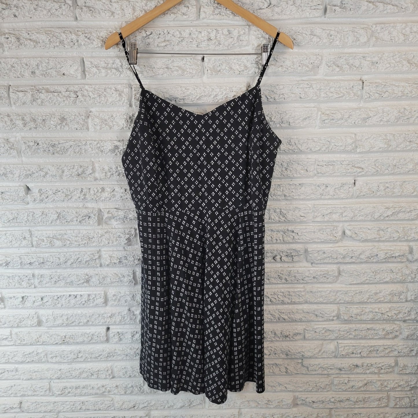Old Navy Womens Dress XL Tall Slip Mini Black White Geometric Flirty Zip Casual