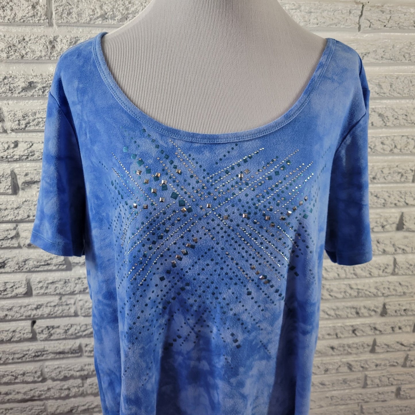 Avenue Womens Top 18 20 Plus Tee Short Sleeve Blue Tie Dye Studded Comfy Cotton