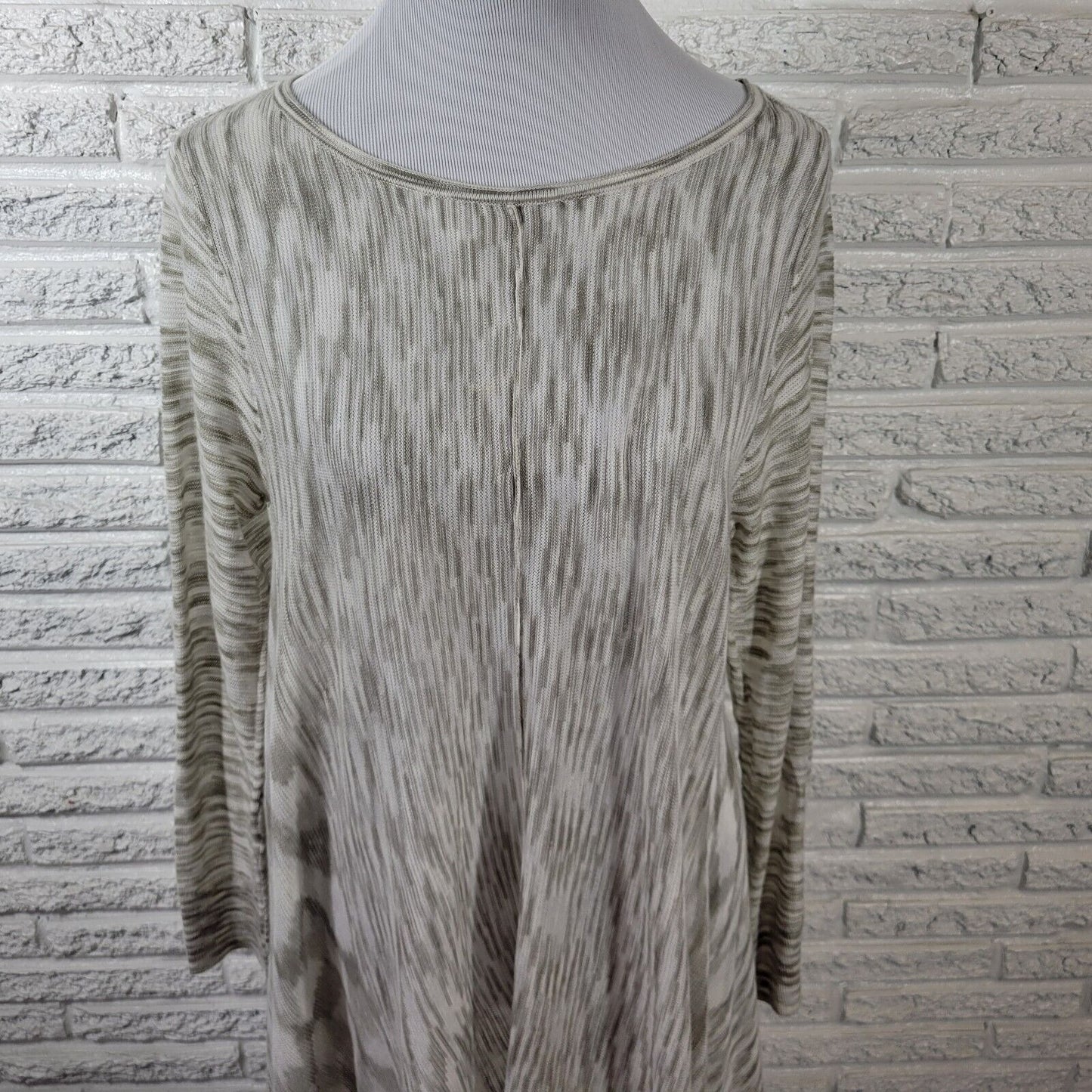 Knox Rose Women Top 1 1X Plus Tunic Gray Watercolor Asymmetric Lightweight Soft