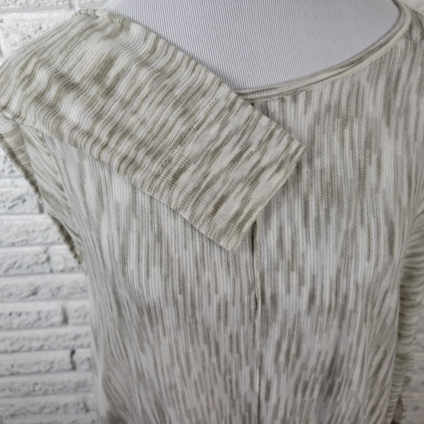 Knox Rose Women Top 1 1X Plus Tunic Gray Watercolor Asymmetric Lightweight Soft