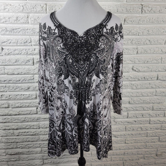 Simply Emma Womens Top 1X Plus Black Paisley Lace Trim Asymmetric Studded Comfy