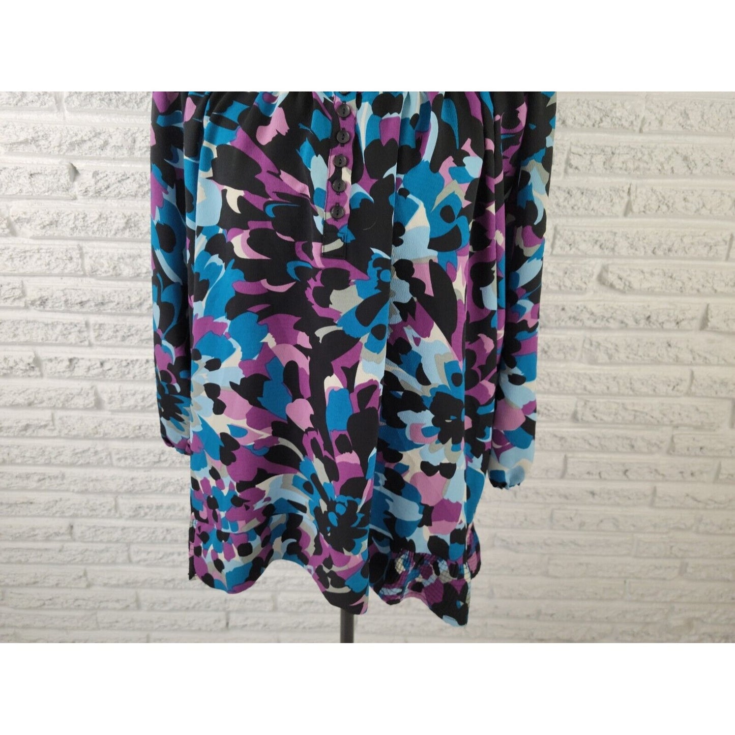 Covington Women Top 26W 28W Plus 3/4 Elastic Sleeve 1/4 Button Purple Watercolor