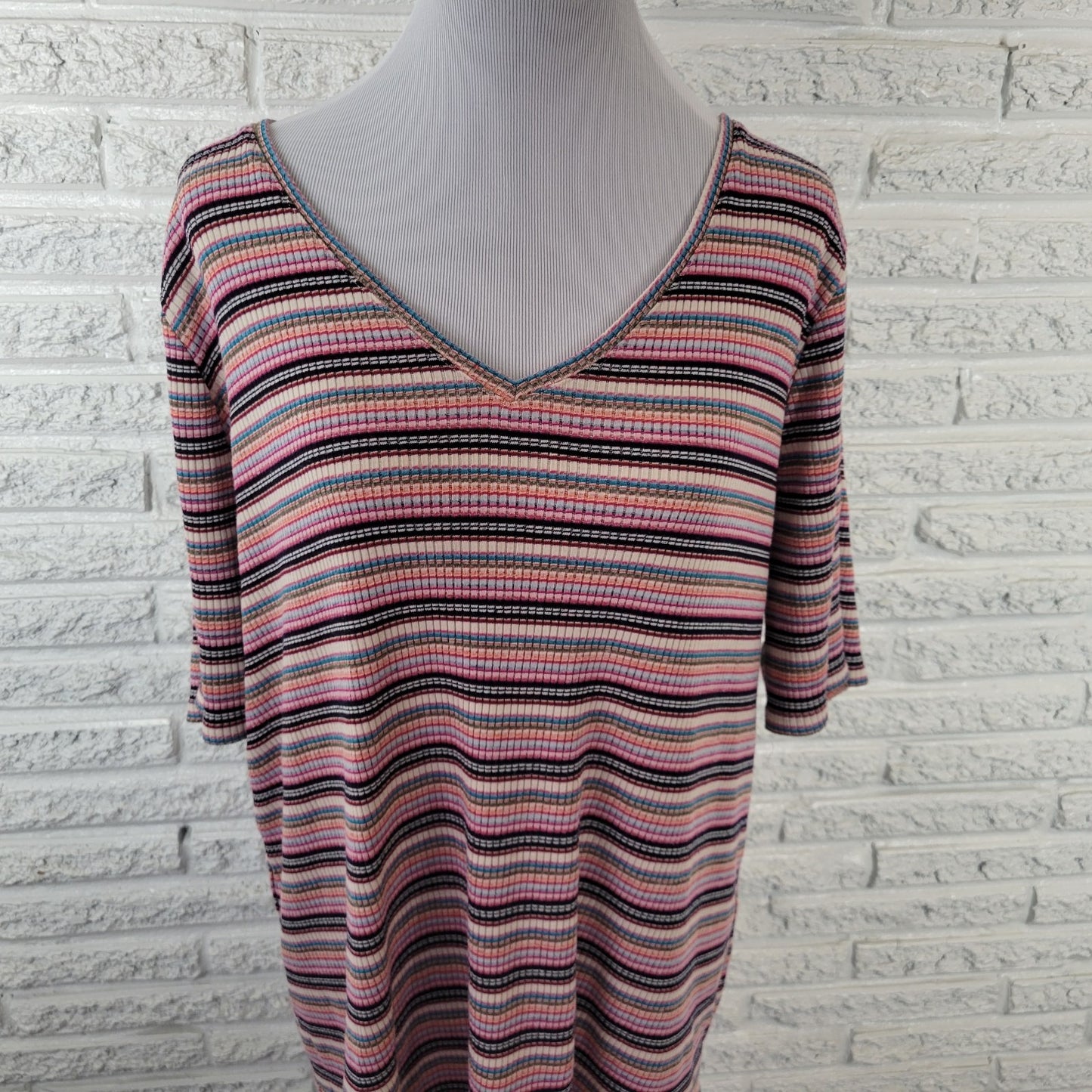 Lane Bryant Womens Top 22 24 Plus Tee Short Sleeve Knit Comfy Pink Black Stripe