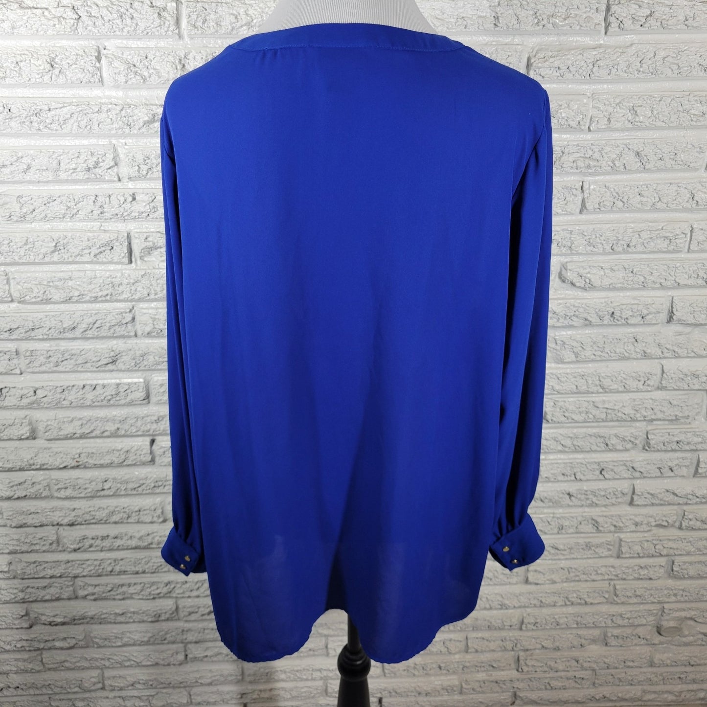 Liz Claiborne Womens Top 1X Plus Long Sleeve Blue Lightweight Polyester Sheer