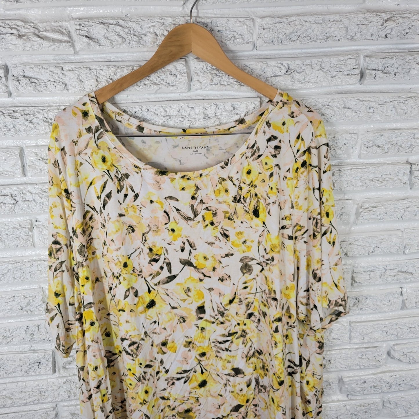 Lane Bryant Womens Top 26 28 Plus Tunic Yellow Floral Rayon Spandex Casual Knit
