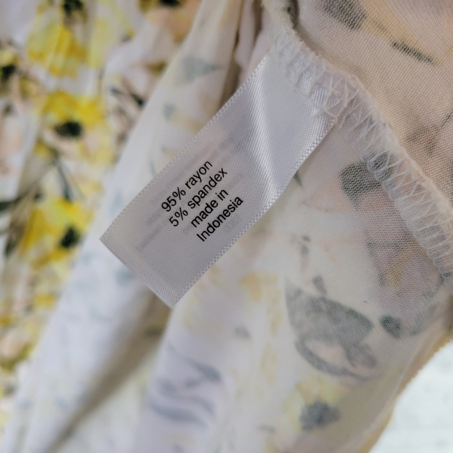 Lane Bryant Womens Top 26 28 Plus Tunic Yellow Floral Rayon Spandex Casual Knit