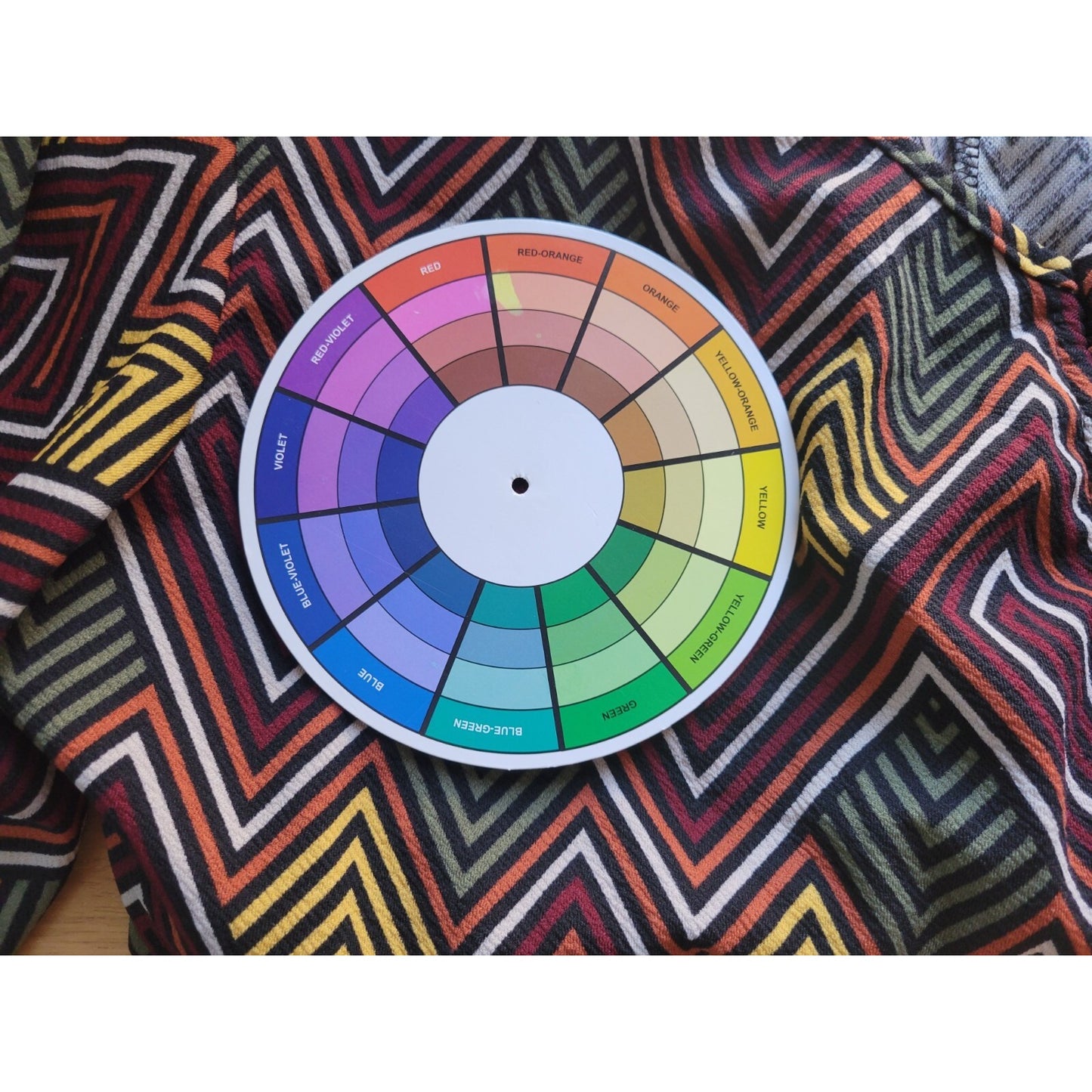 Goddess 2X Plus Size Top Multicolor Geometric V-Neck Short Sleeve GEO359E