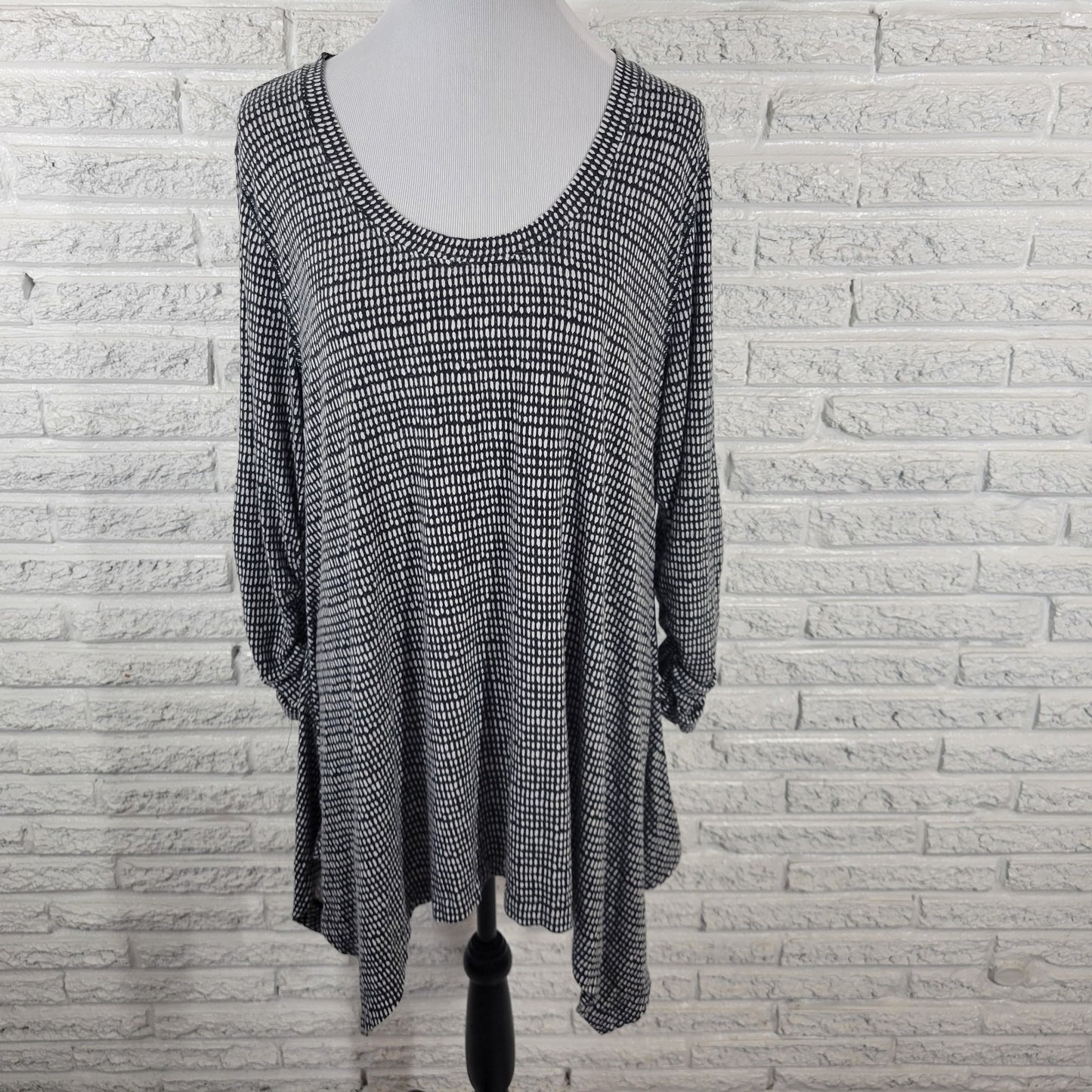 Philosophy Women Top XXL Plus Tunic 3/4 Sleeve Black Geometric Rayon Blend Comfy