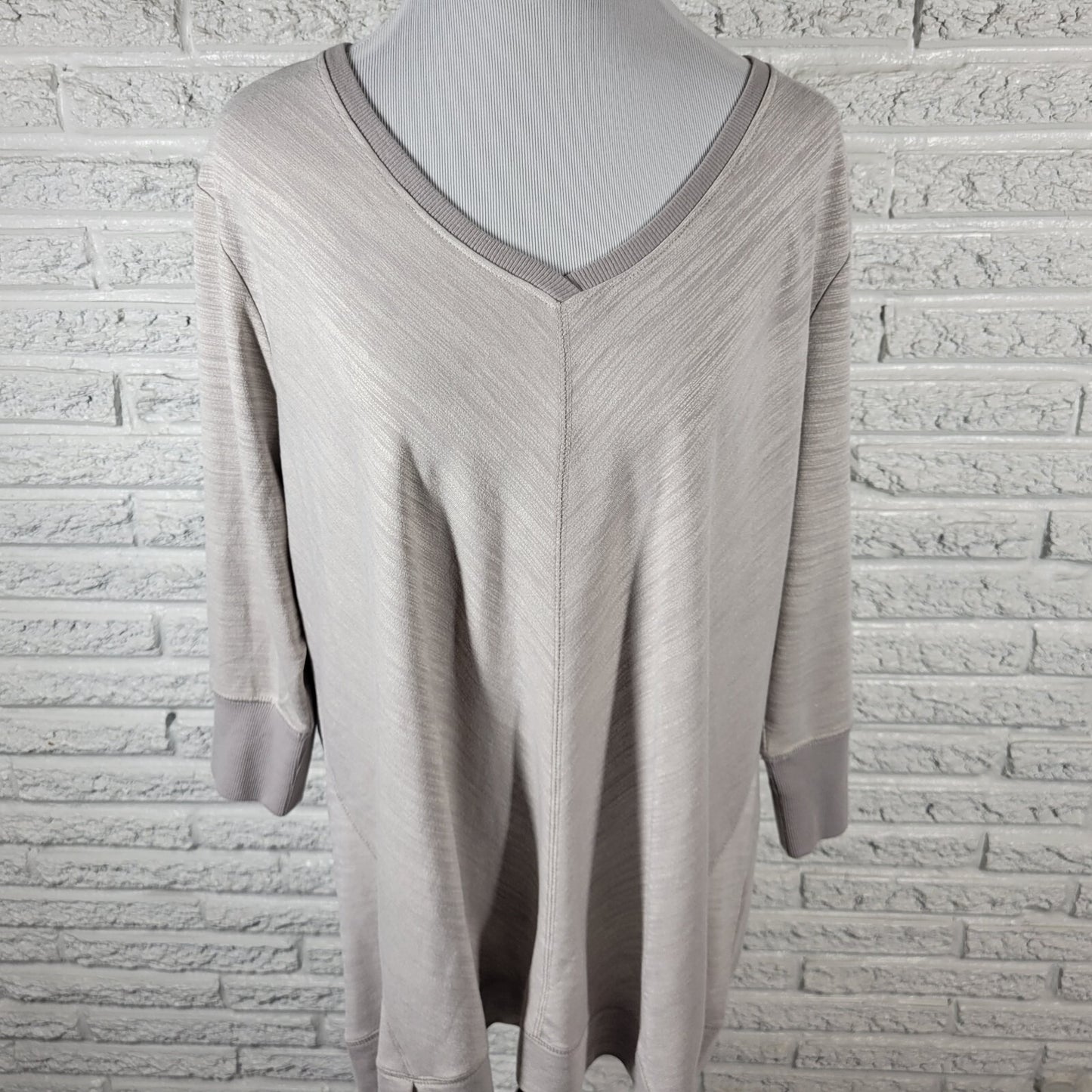 H by Halston Womens Sweatshirt 1X Plus Tunic 3/4 Sleeve Lightweight Gray Heather