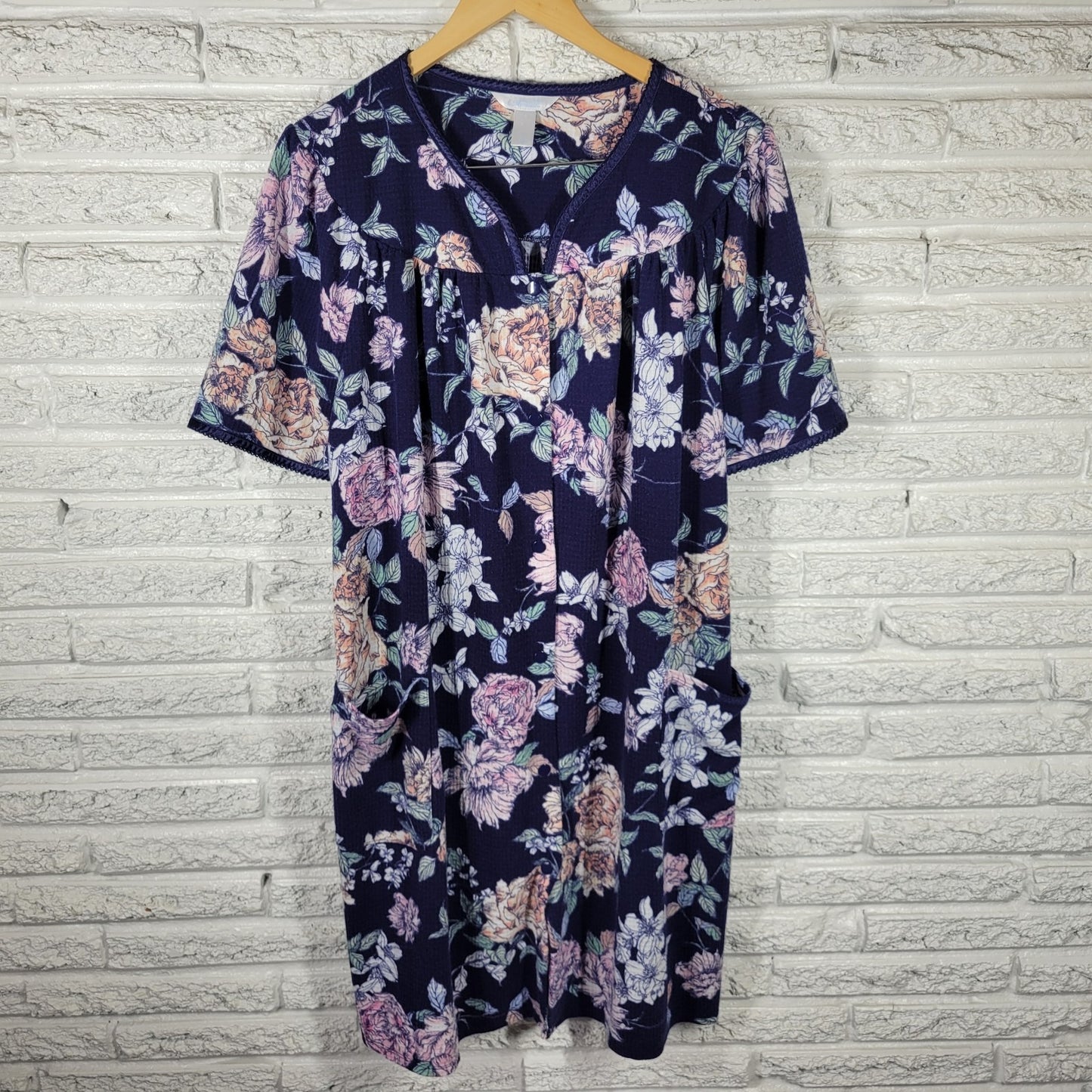 Adonna Womens XL Blue Pink Floral Snap Front Robe Short Sleeve Pockets Nightgown