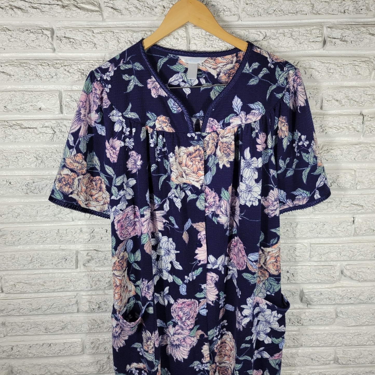Adonna Womens XL Blue Pink Floral Snap Front Robe Short Sleeve Pockets Nightgown