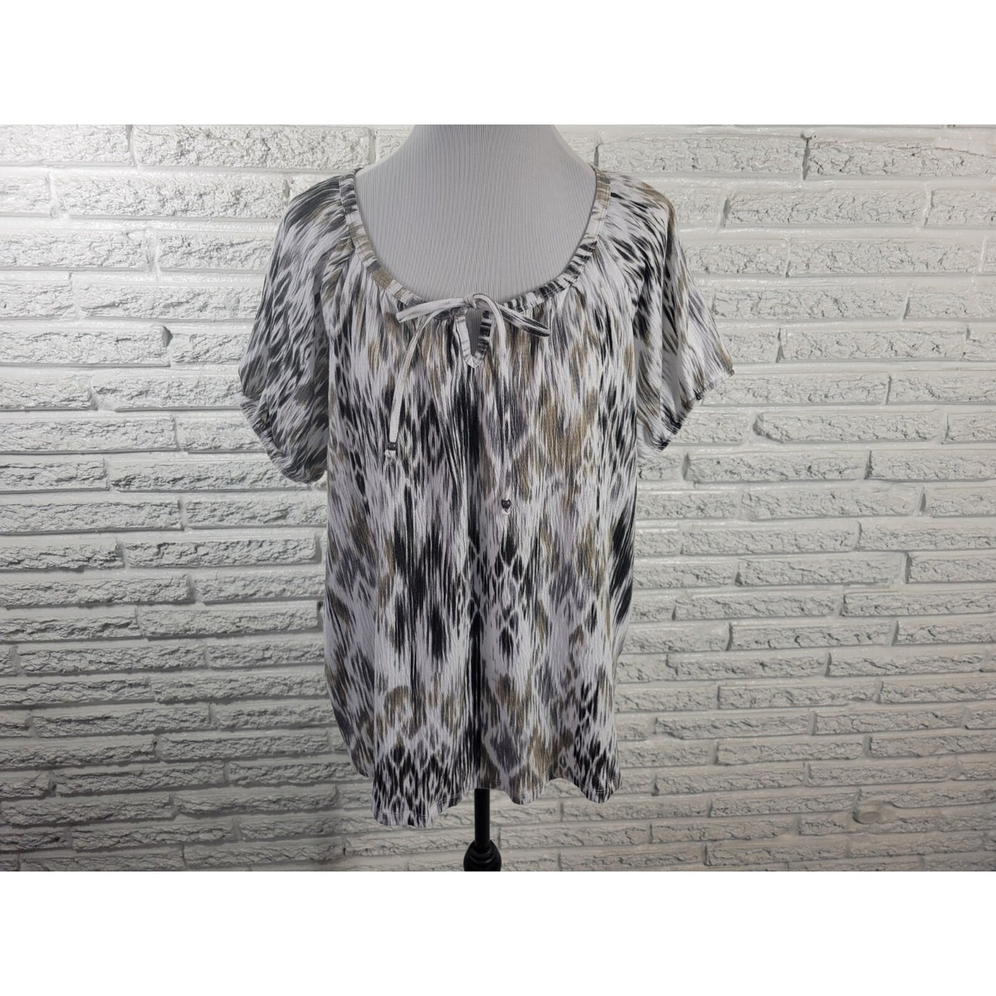 Basic Editions Womens Top 2X Plus Short Sleeve Black Watercolor Cotton Blend