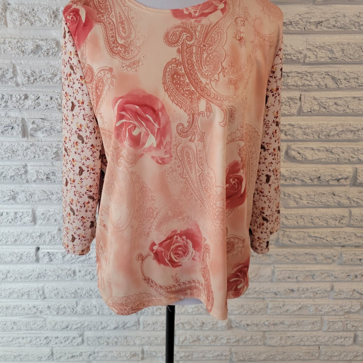 Judith Hart Womens Top Extra Large 3/4 Sleeve Orange Paisley Lightweight