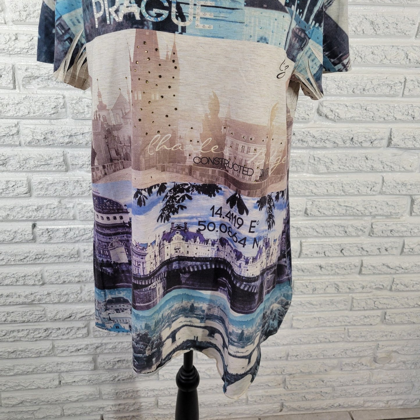 Style Co Women's XL T-Shirt Tee Prague Cityscape Blue Brown Rhinestone D7E