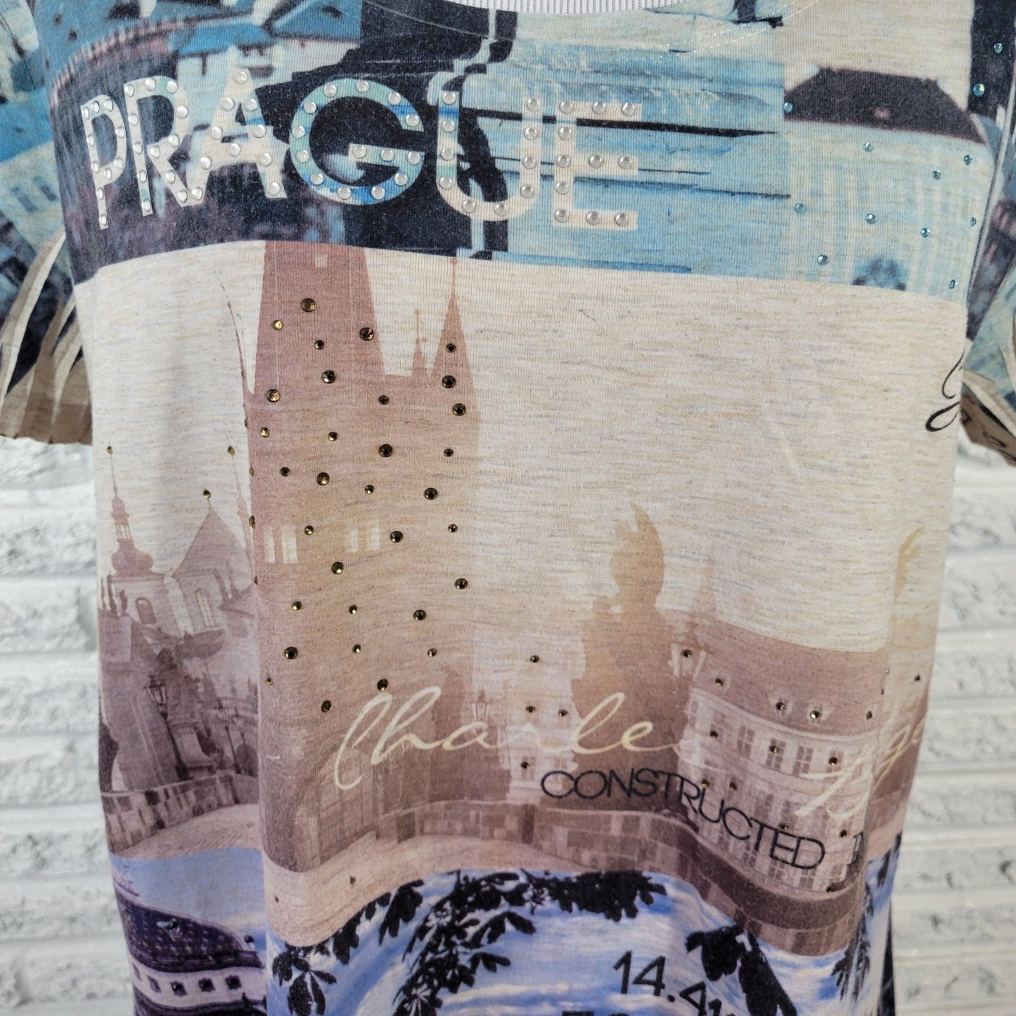 Style Co Women's XL T-Shirt Tee Prague Cityscape Blue Brown Rhinestone D7E