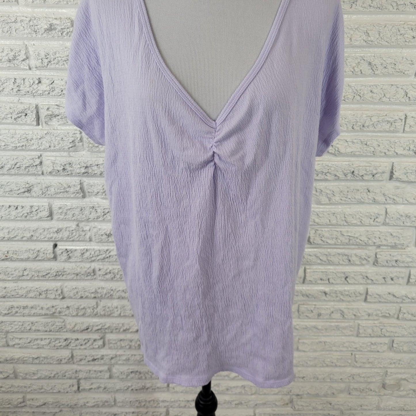 Ava Viv Womens Top 1X Plus Tee Knit Crinkle Lavender Lightweight Comfy Casual