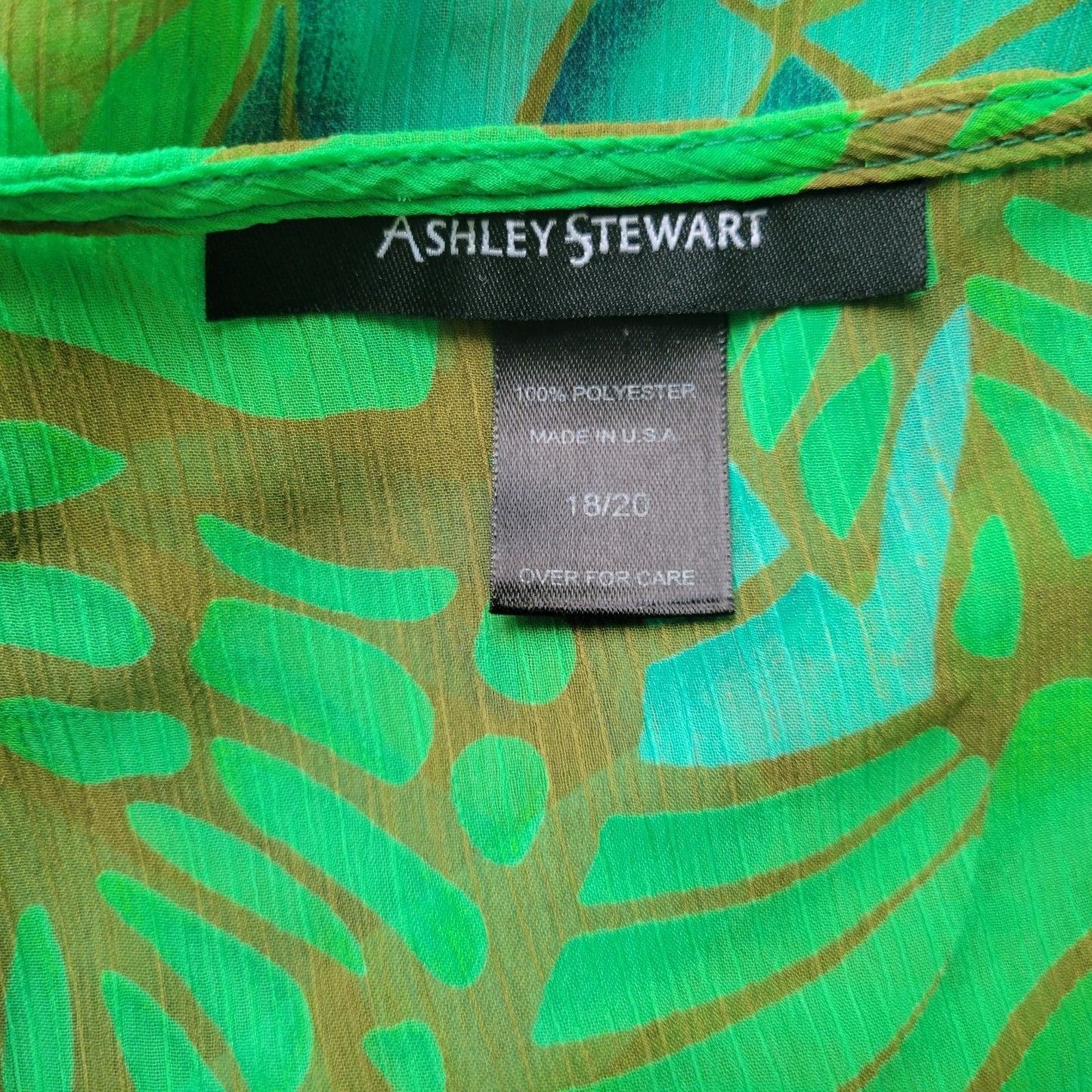 Ashley Stewart Women Top 18 20 Plus Kimono Sleeve Green Floral Sheer Lightweight