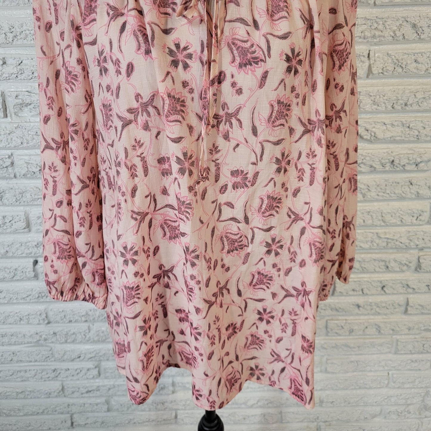 Como Vintage Womens Top XXL Plus Long Sleeve Pink Floral Keyhole Lightweight