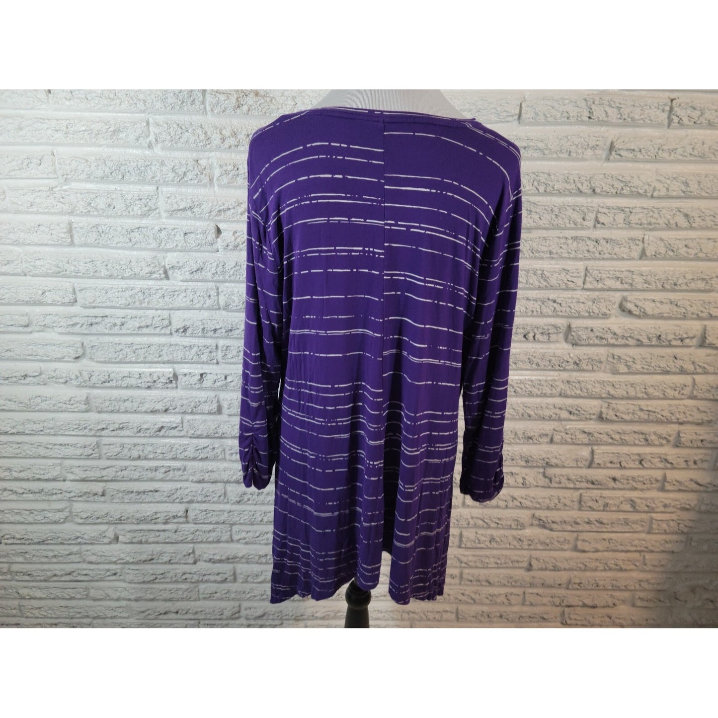 Apt 9 Women Top Extra Large Tee Tunic 3/4 Sleeve Asymmetric Shark Bite Purple