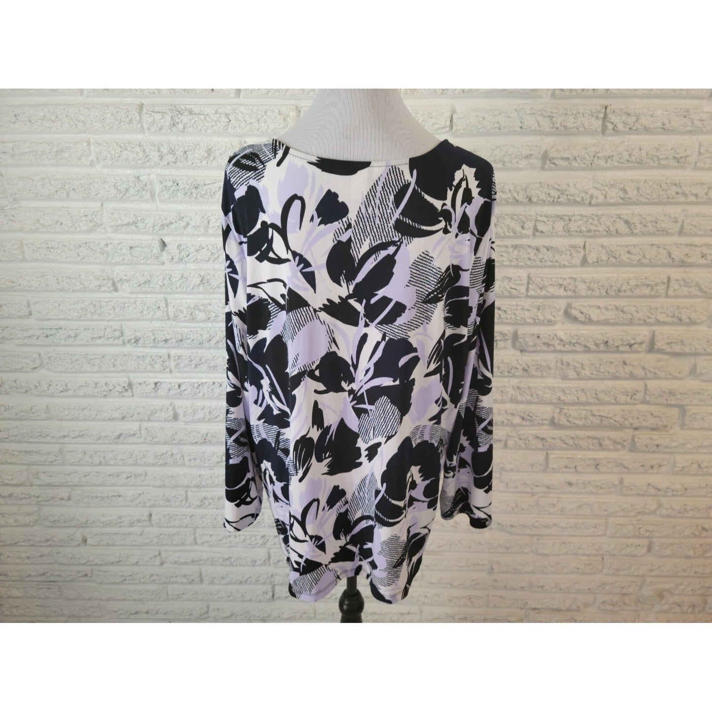 CJ Banks Womens Top 1X Plus Tunic 3/4 Sleeve Lace Up Black Floral Poly Blend