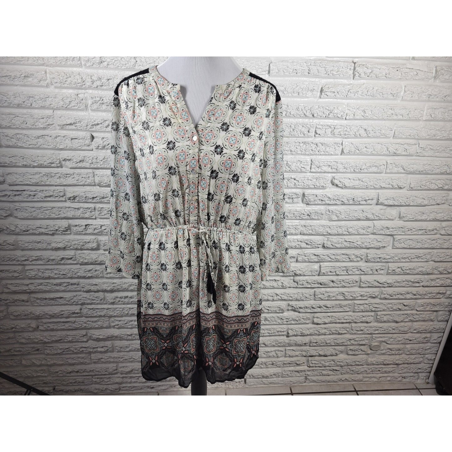 Signature Studio Women's Size XL Tunic Dress Black Geometric Long Sleeve Crochet