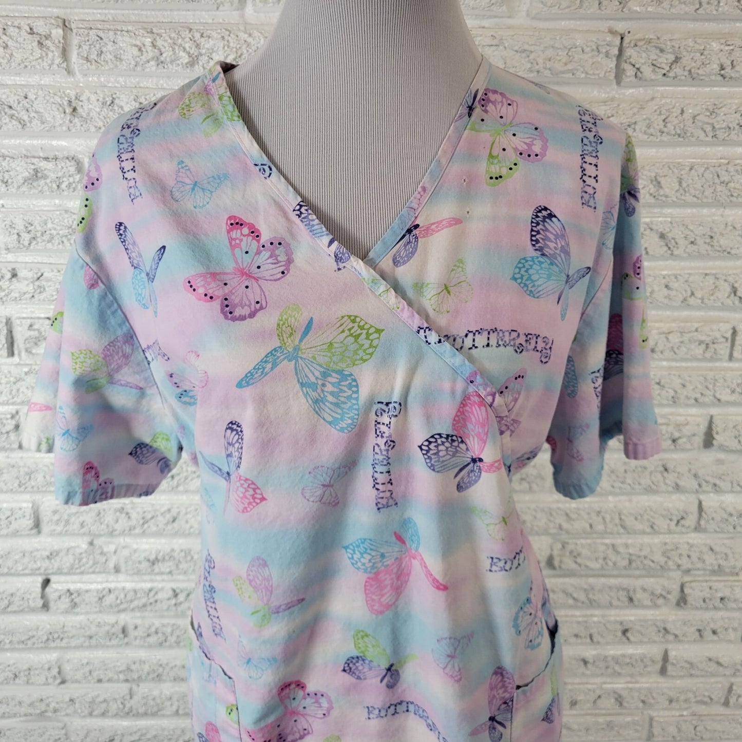 SB Scrubs Unisex Scrub Top XL Short Sleeve Blue Butterflies Pockets Lightweight