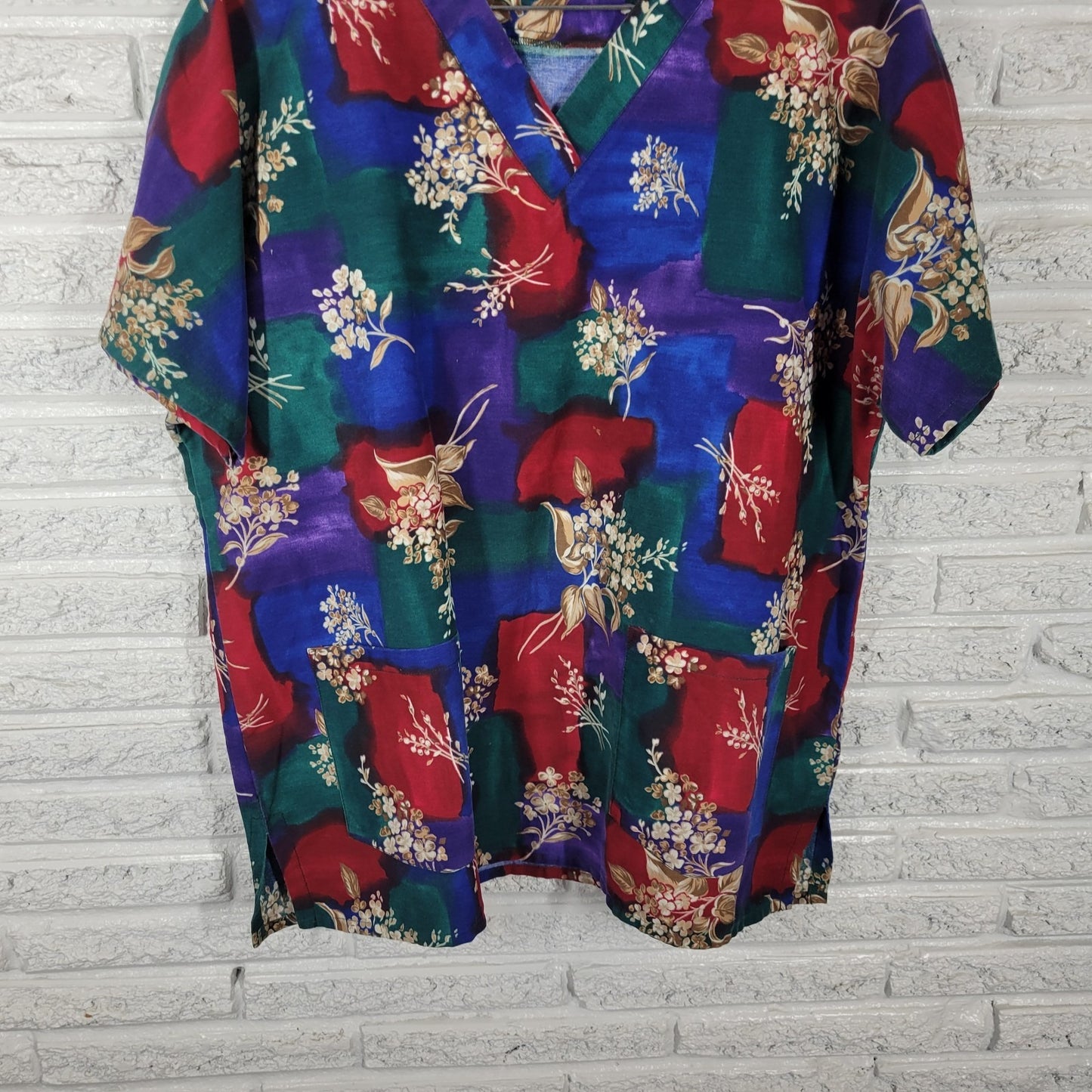 TL Uniforms Unisex Scrub Top XL Blue Red Green Floral Pockets Medical Poly Blend